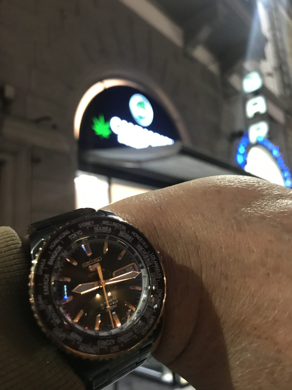 8EC0B13A-CB52-49CF-9482-87D10B025548