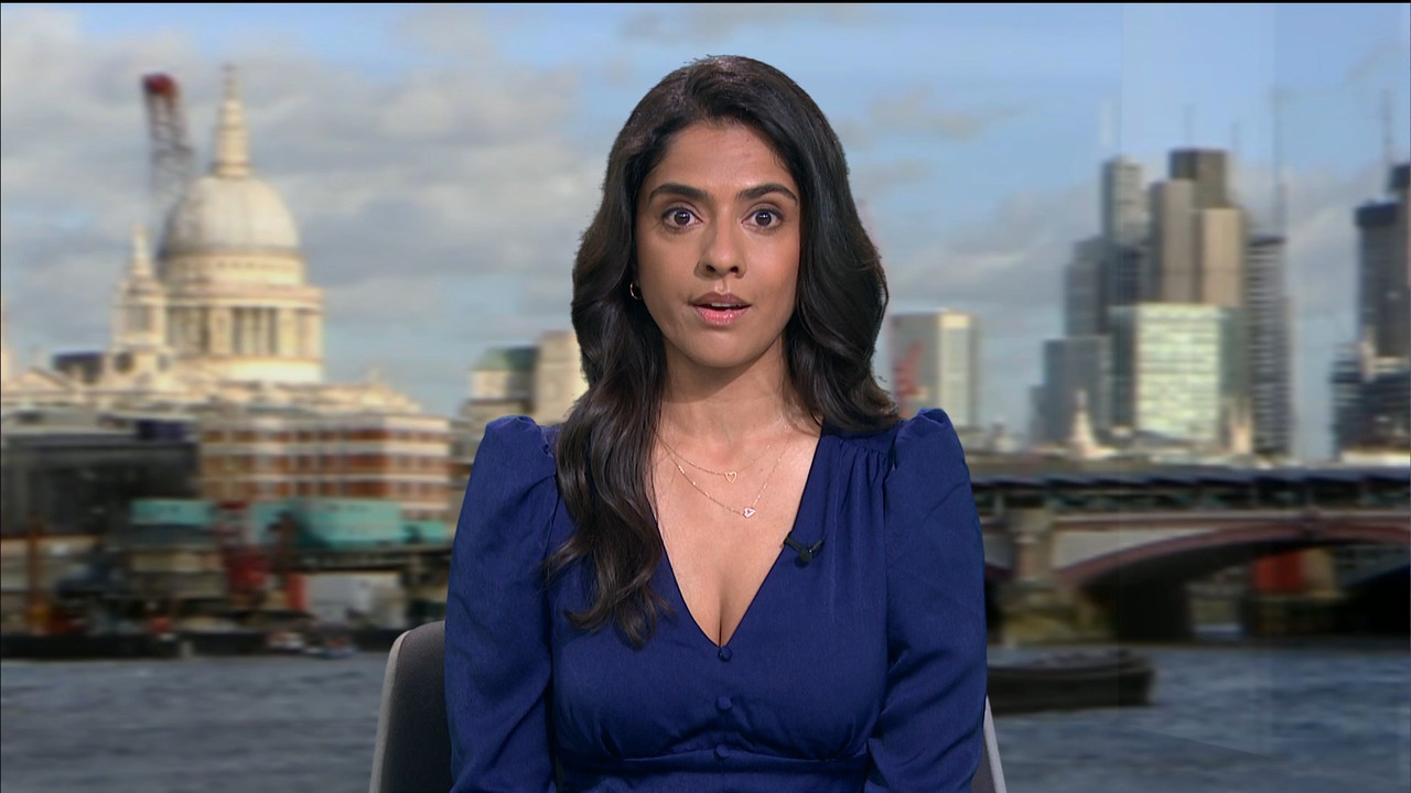 ITV News London_20220516_18001830.ts_snapshot_10.40.384
