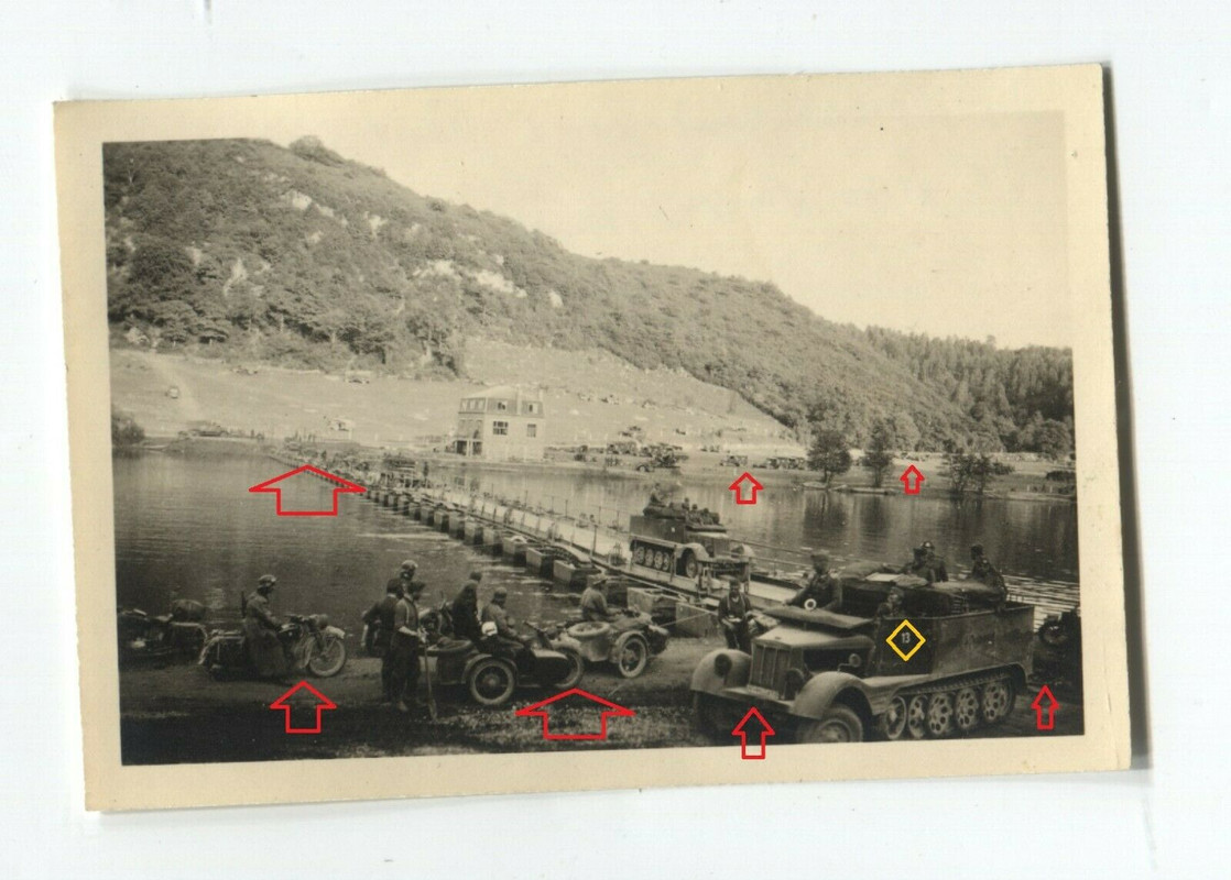 Foto Ponton Brücke Übergang der 5.Pz Division bei DINANT
