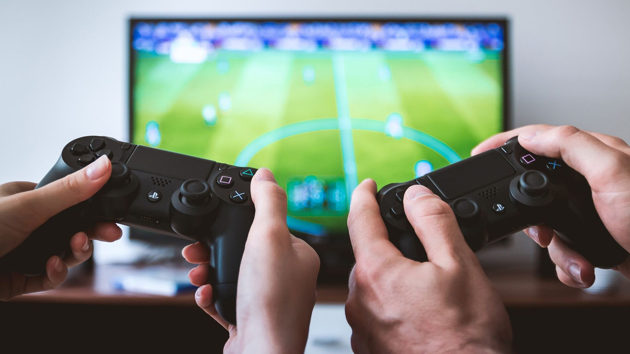 Características de la Consola PlayStation 4 Slim