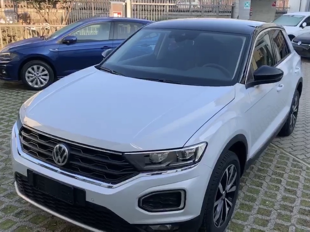 16174578-A6BD-47E6-8C0B-0B835E41F4AE