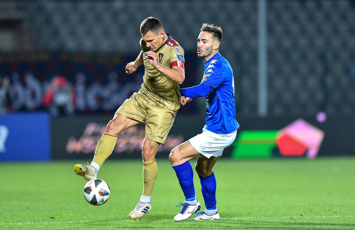 20210921PF_LS215_1920x1249_1920x1249