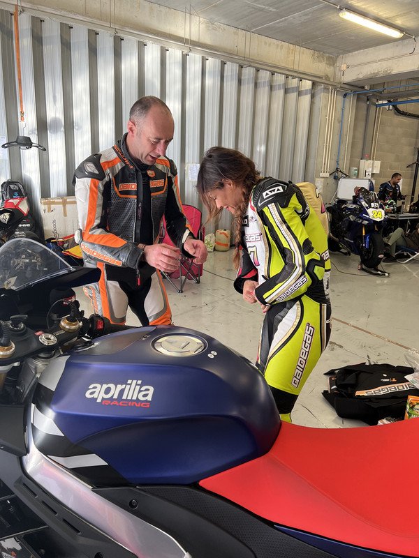 E1BE20CA-D444-4CD6-8ECB-44BE7530EBB5