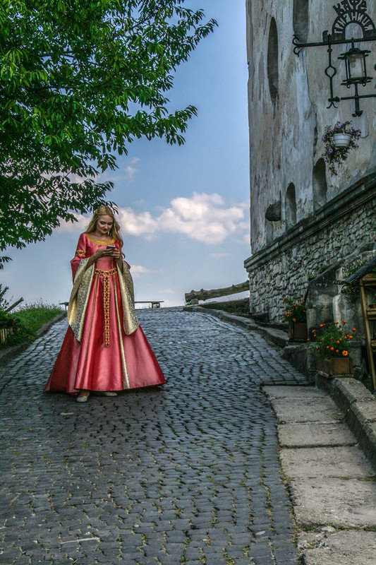 такі тепер принцеси в замках — Postimages