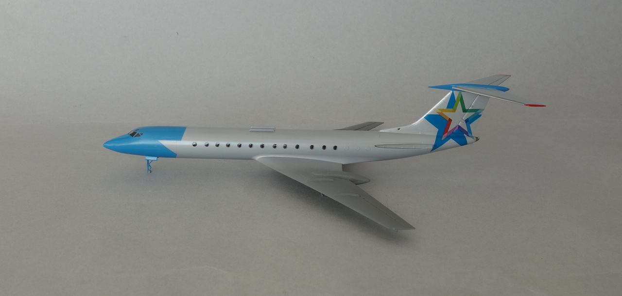 DSC00008-cr.png