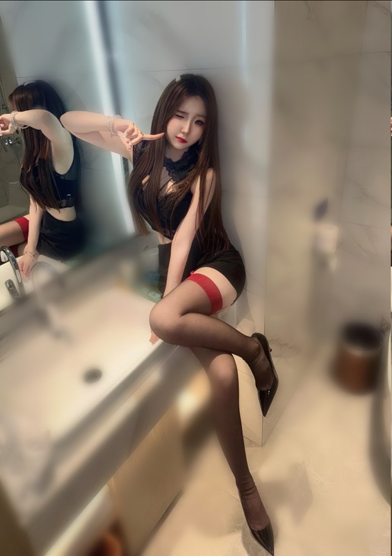 高挑性感  膽大敢玩
喜歡挑戰不同姿勢
喜歡高挑美女的卡緊喲
