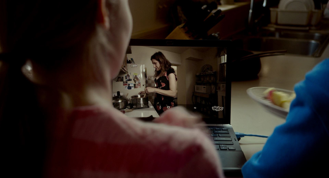 Fotos 05986 The.Visit.2015.1080p.BDRip.LATiNO.EN