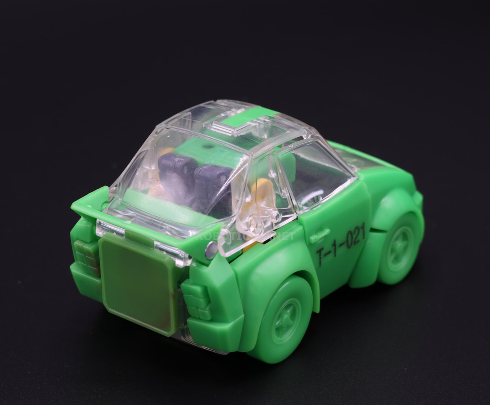 Masterpiece-Cliffjumper-03