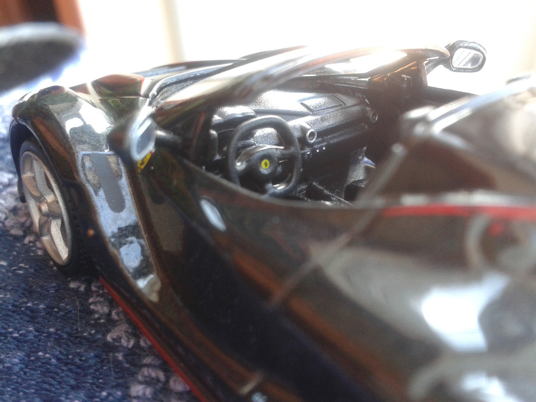 2016 Ferrari La Ferrari Aperta (Leo Models – nº1 Supercars SALVAT) (17)