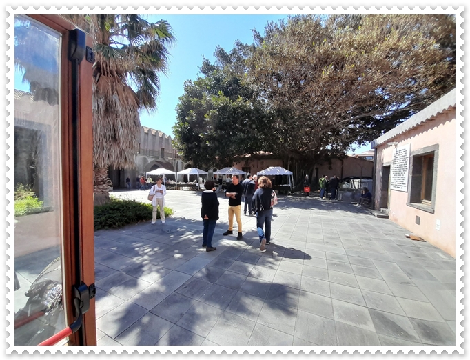 345214650-1220072665362165-6228551870853