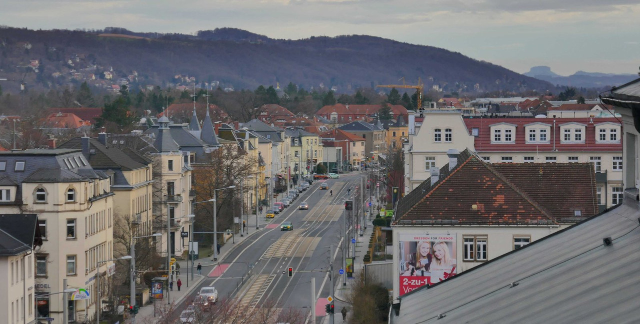 Bild: https://i.postimg.cc/TYk7ZnjD/P1150863.jpg