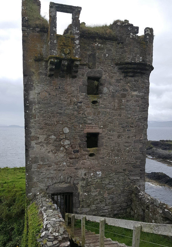 CD710F28-9EBB-427B-B72E-EB59D3971CB2