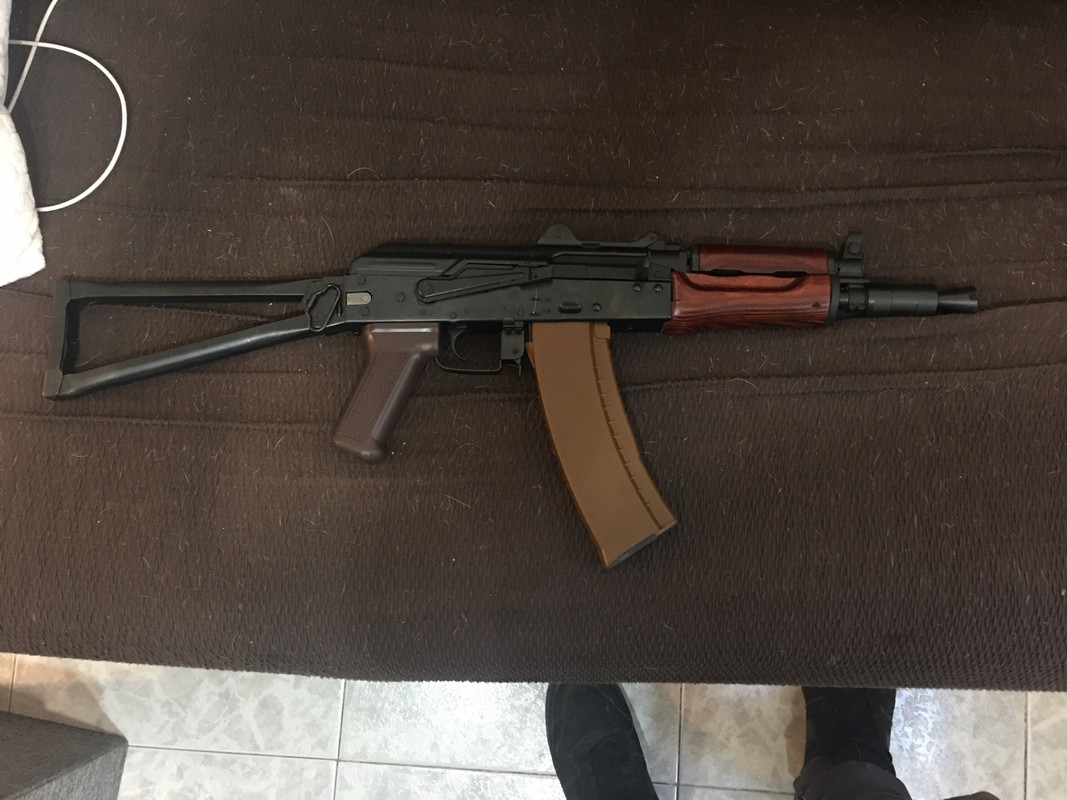 2F8386D4-2428-4B0E-B606-8BD84A778C6C