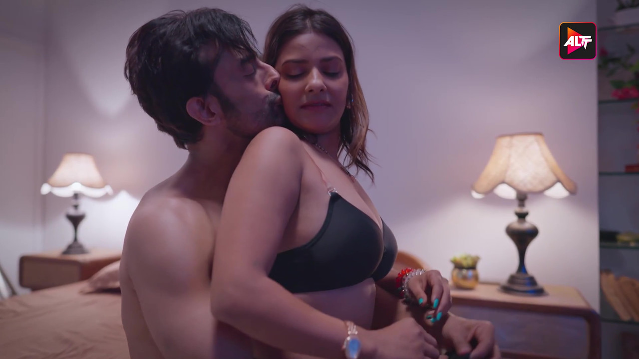 vlcsnap-2025-05-13-01h18m30s827