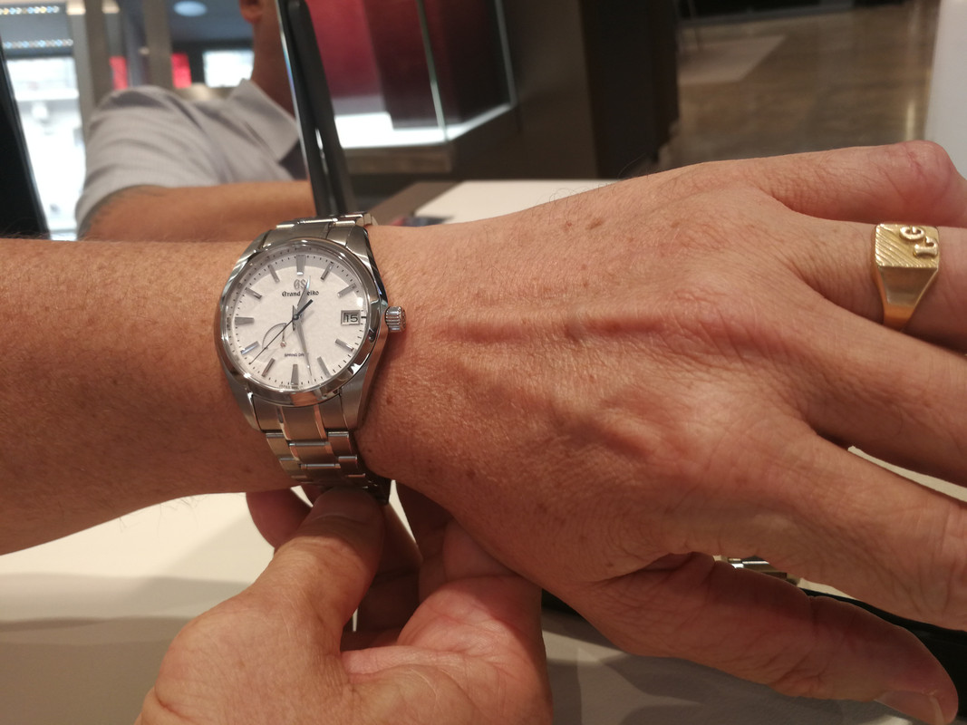 Aide choix montre "indépendante" moins de 8k€ - Page 4 211-snowflake