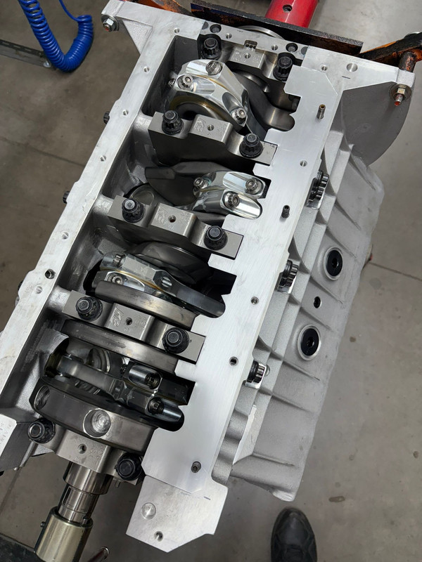 332c4f29-aa1c-4bc0-9e7c-f77bd2d3b435