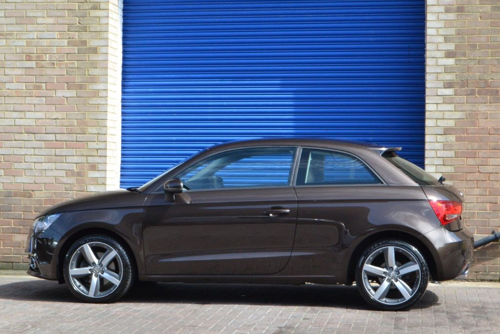 audi-a1-hatchback-petrol_37103524