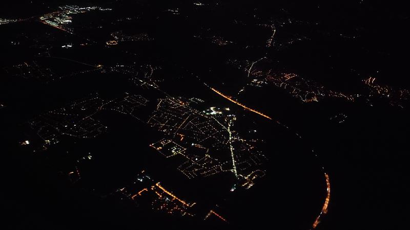 República Checa y sus pueblos-2025 - Blogs de Checa Rep. - Aeropuerto de Praga y alojamiento-20-9-2025 (4)