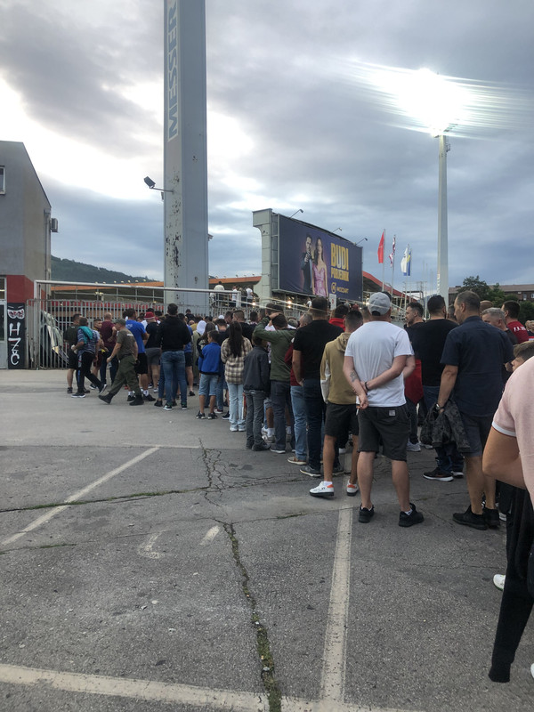 84B421AA-0EE1-4D31-93C5-75624B3D3F68