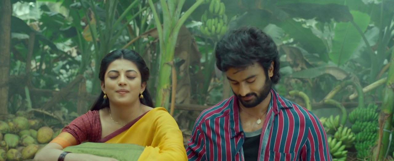 Kayal Anandhi-  Hot  Intimate Scene - Sridevi Soda Center  (30)
