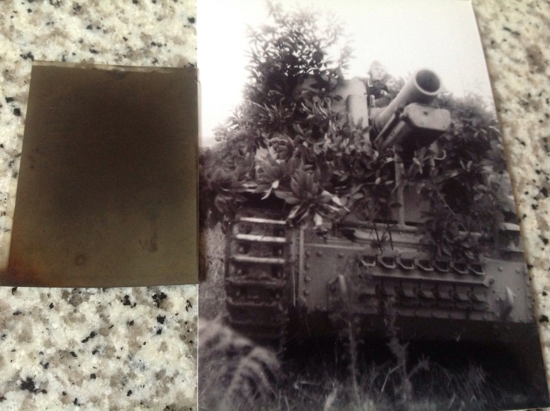 Panzer Im Gelände Mit 15 Cm Kanone Tarnung