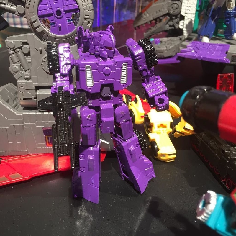 C4-WhAtWYAEk5DC__scaled_800