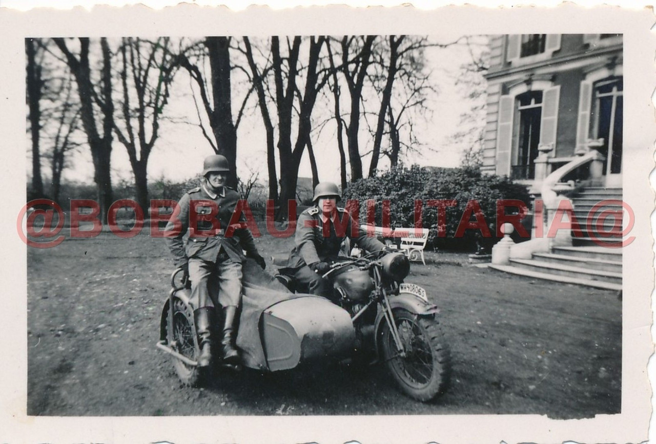 Foto Frankreich Saint Leu la Forêt Kradschützen 1940