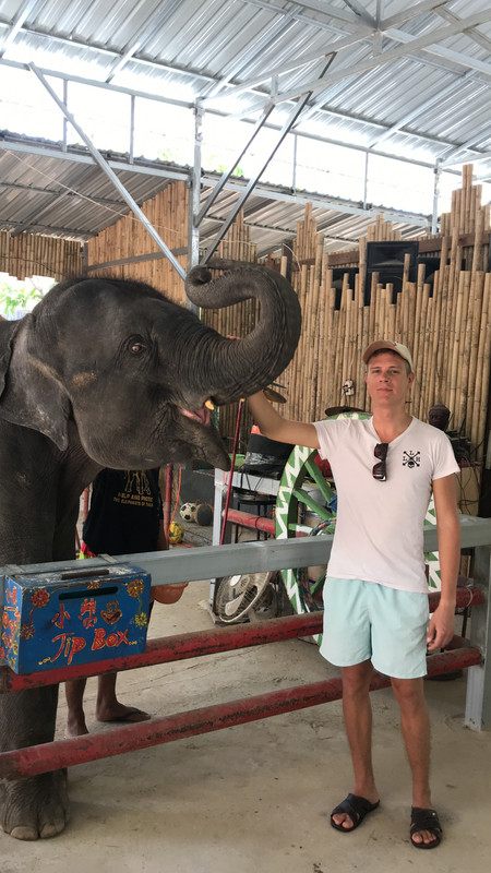 7ACD95DC-CEFA-4D6A-9962-D13DA56A1334