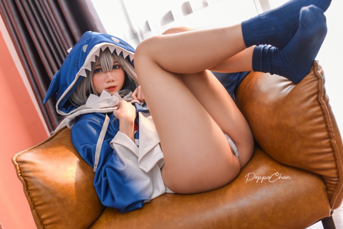 PoppaChan Gawr Gura Cosplay HD Set – 47 Photos 220MB插图2
