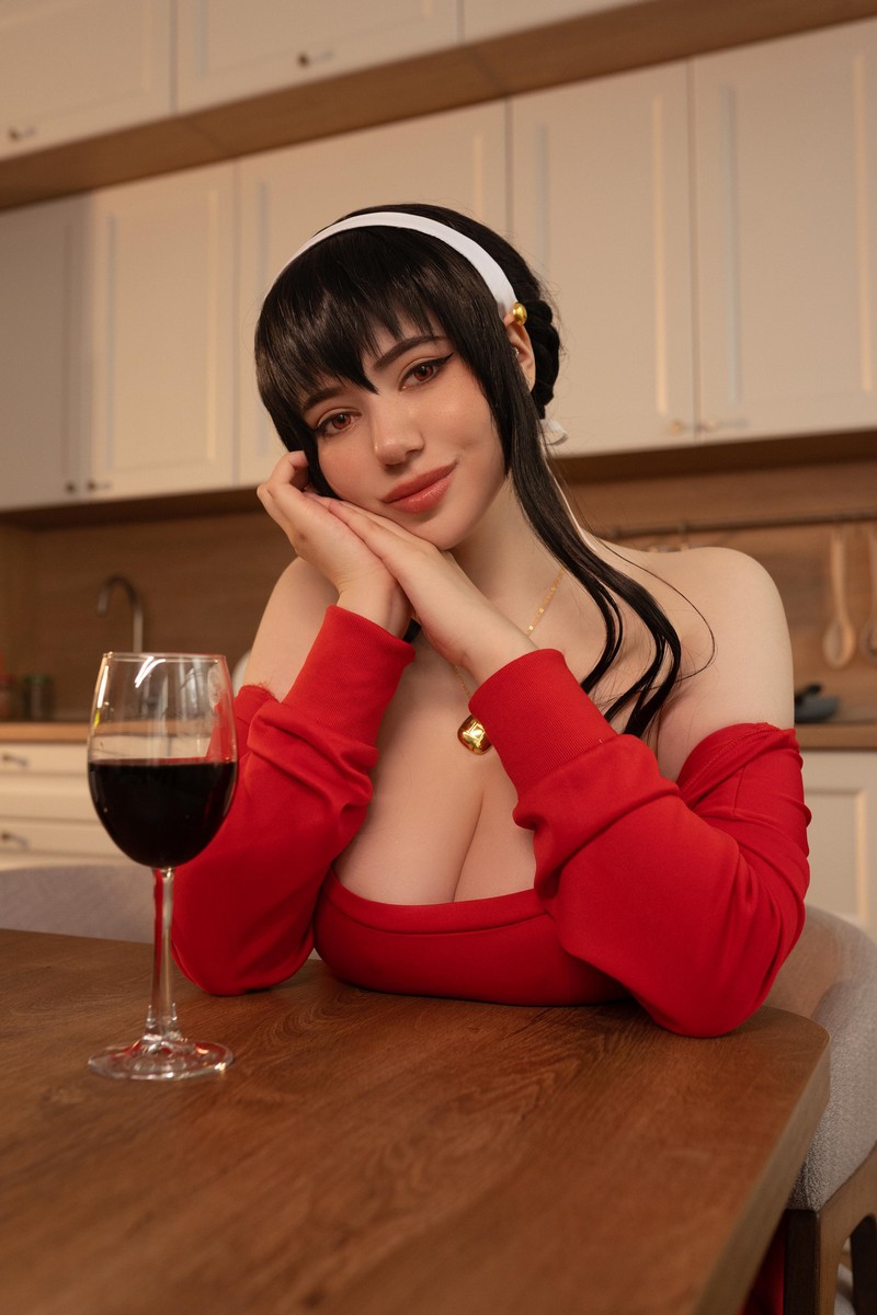 Alina Becker 约尔 Yor Forger 红色毛衣 Cosplay 间谍过家家写真【63P-60.5M】插图6