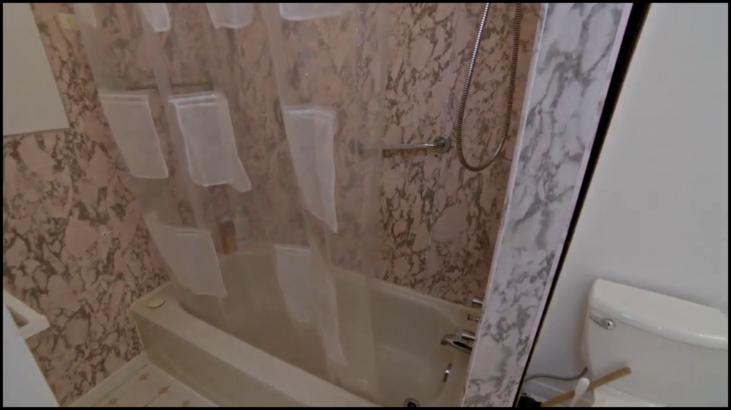 [Image: e0ab0o2uaj7x.png]