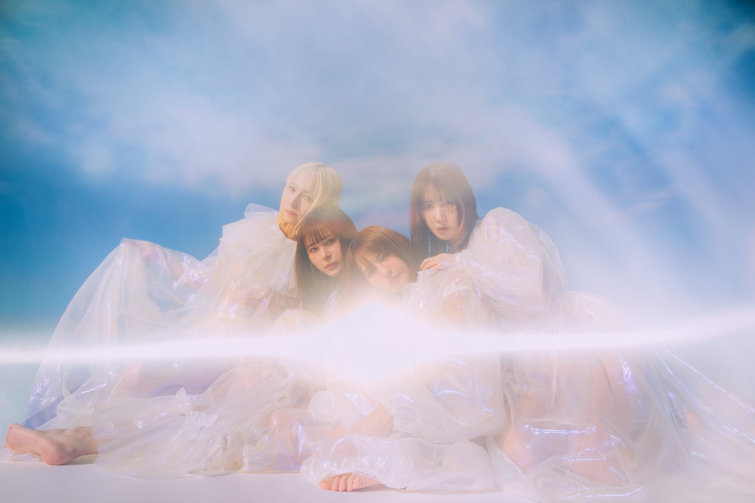 LUMINOUS
