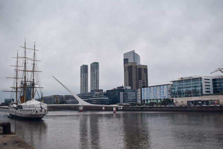 В джазе только девушки или аргентинско-бразильский калейдоскоп В джазе только девушки или аргентинско-бразильский калейдоскоп