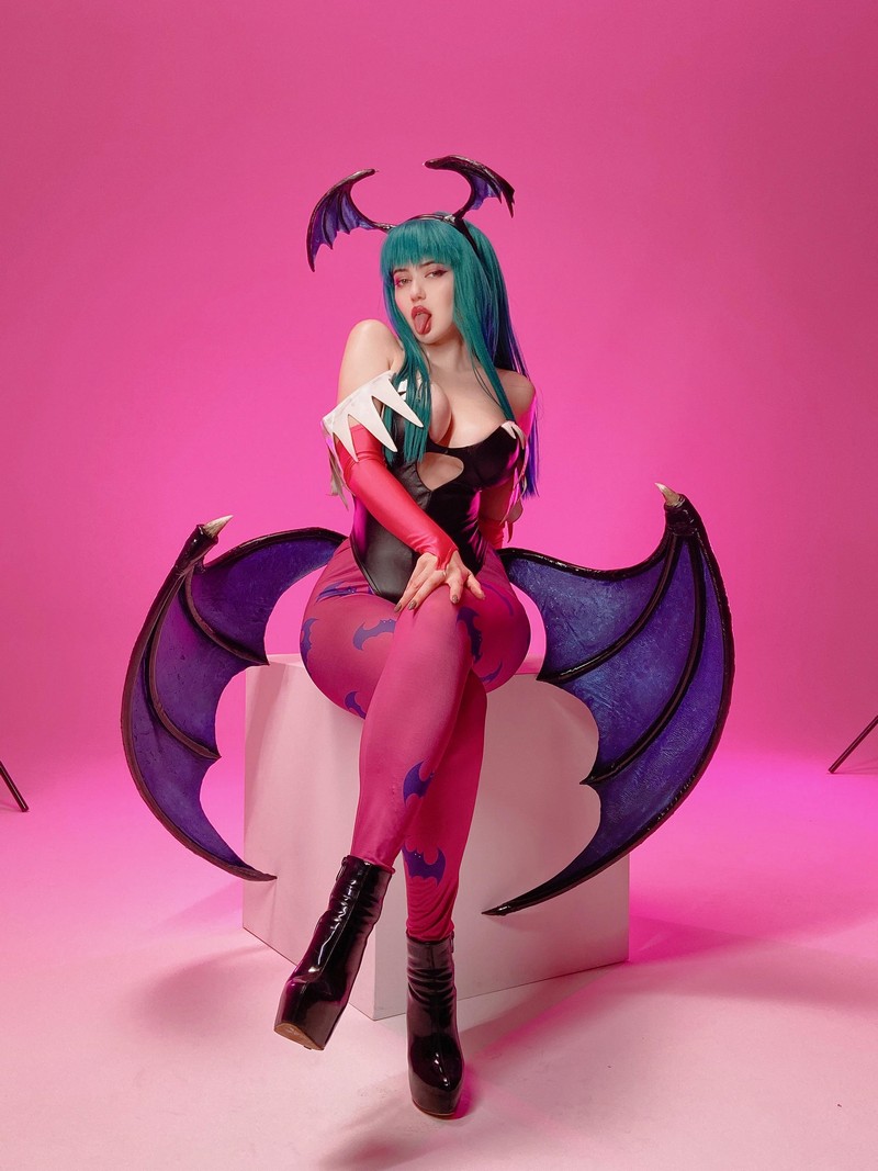Alina Becker 莫莉甘 Morrigan Cosplay 暗黑系角色写真【40P-77.6M】插图5