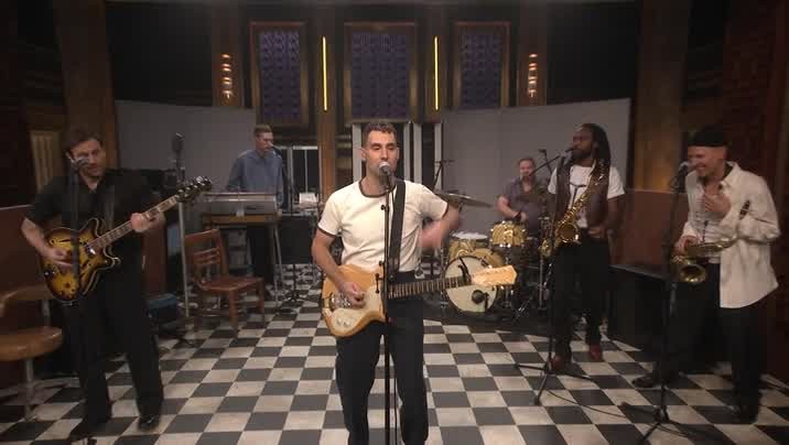 [Image: o2w29lnujf0l.jpg]