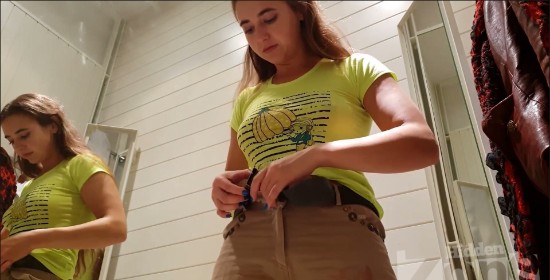 [Image: Voyeur25635101254.jpg]