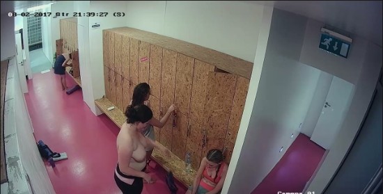 [Image: Voyeur52595111613.jpg]