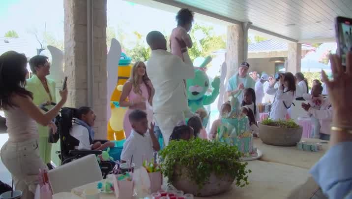 [Image: p8jklhq2kk14.jpg]