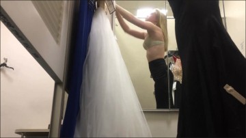 [Image: Voyeur15125075814.jpg]