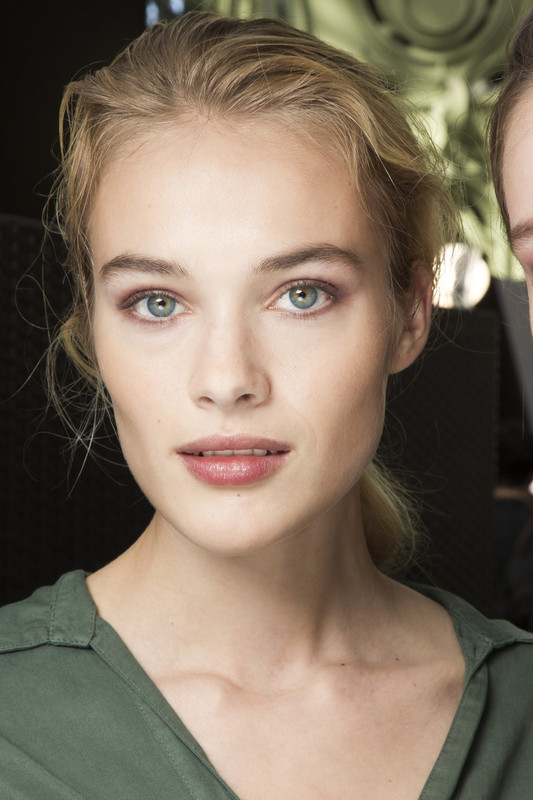 Elie Saab Spring 2019 Backstage 0SXz3vj684cx