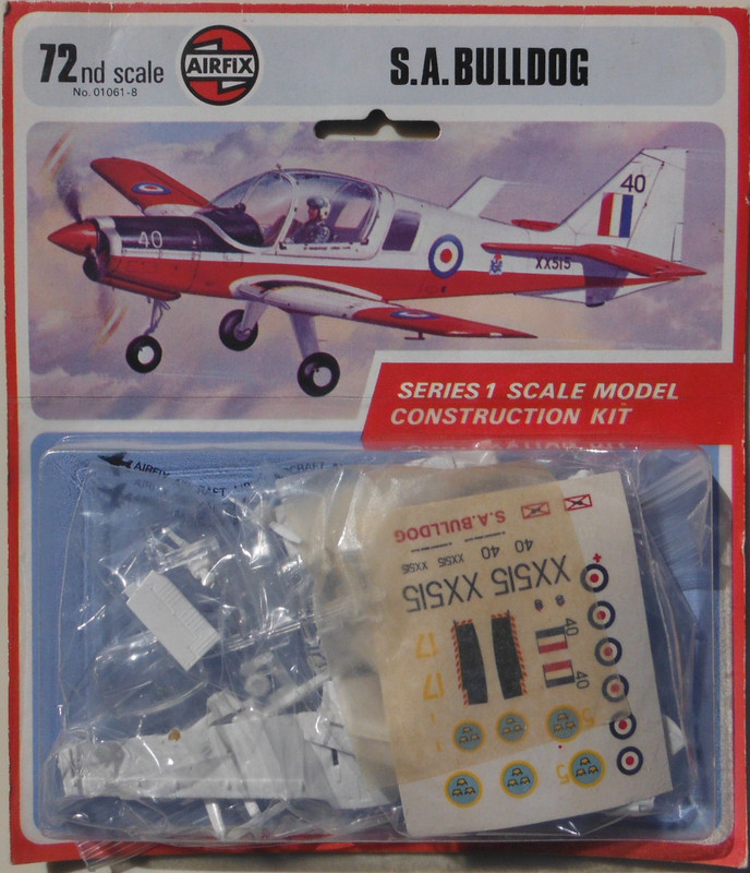 Airfix 72 Scottish Aviation Bulldog (01061-8)