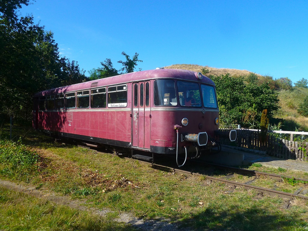 i.postimg.cc/Th8pg8NF/Kalibahn-Niederschsen-Riedel-e-V-Schienenbus-VT-798632-6-Entdeckertag-6Sep26-KLEIN.jpg