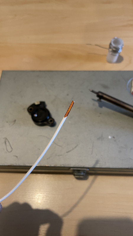 BC5D4292-BD0E-4C3C-A5D3-CAD8EEB21009