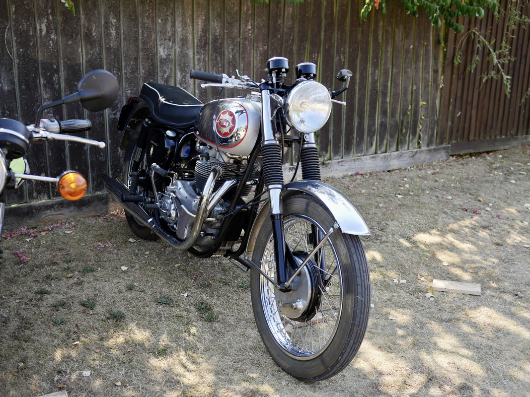 EF8703F1-0FE9-40D5-8759-A4943C14A1AE