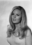 Veronica-Carlson-a30
