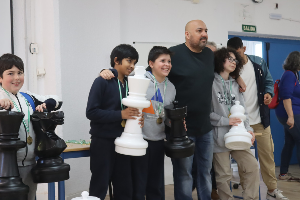 IMG-7953