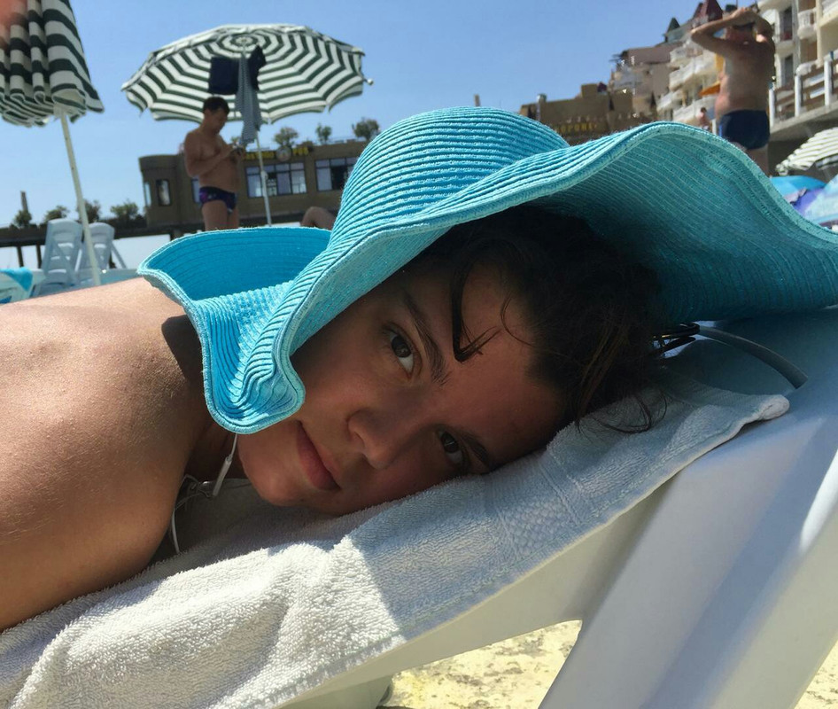 053DD6CB-EC1D-4B7F-9618-ED2E2C1E7041