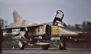 19 GvAPIB Mig-27D Yellow 05_61912561307 )5)_2