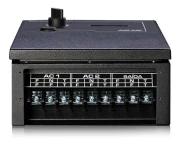 Detalhe do painel traseiro do QuadCom Rack