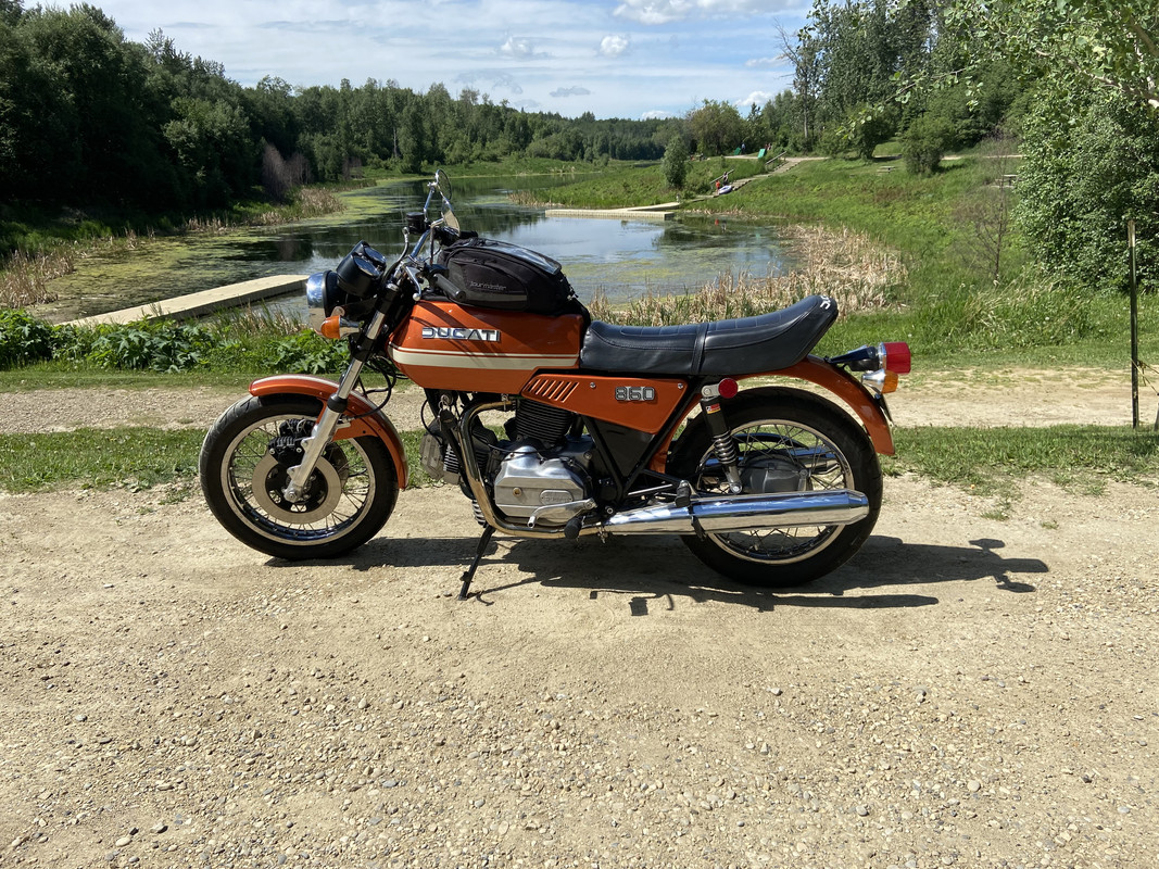 EBD224A1-FF14-42F2-95EE-6CD7CC19585B